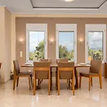Apartment Piperitsa House For Nomads Or Families In The Countryside