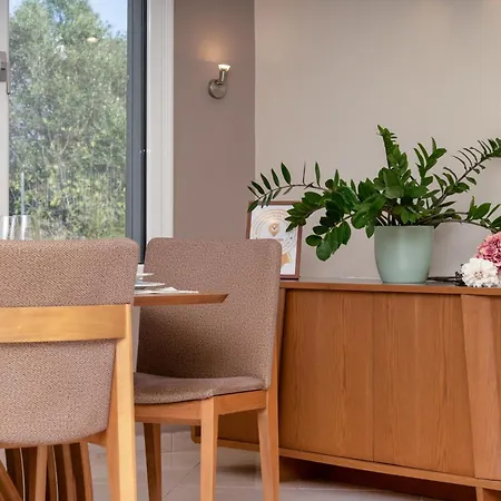 Piperitsa House For Nomads Or Families In The Countryside Μεσσήνη