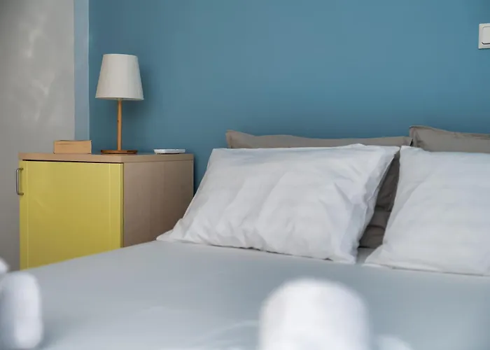 Piperitsa House For Nomads Or Families In The Countryside