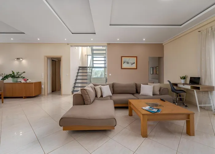 Piperitsa House For Nomads Or Families In The Countryside *